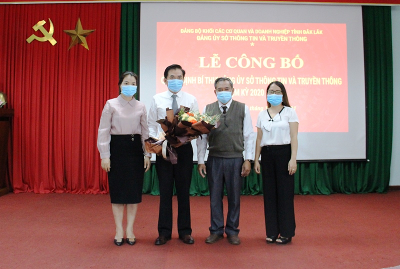 Dang uy tang hoa